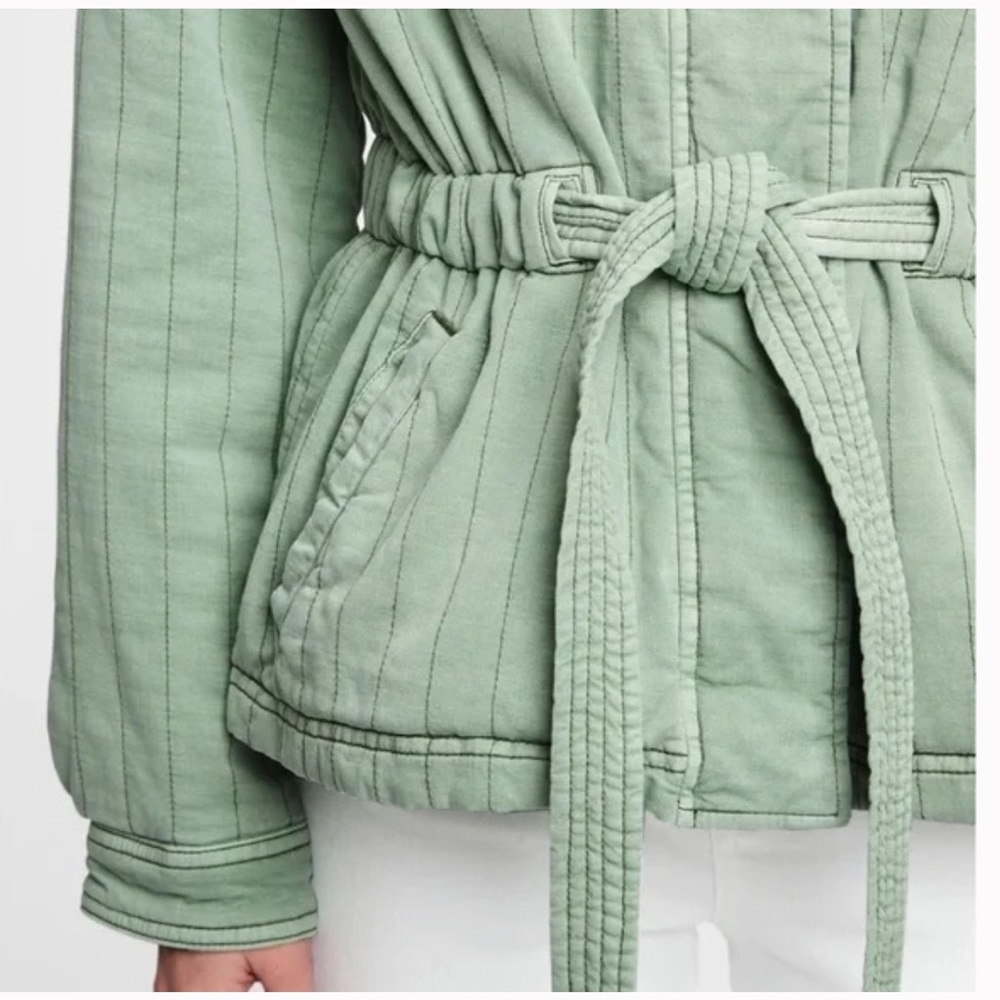 Gap Quilted Utility Belted Jacket Medium Petite - image 3